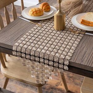 Valea Home Glitter Clover Table Runner, Made Up Of Lovely Metallic Flowers